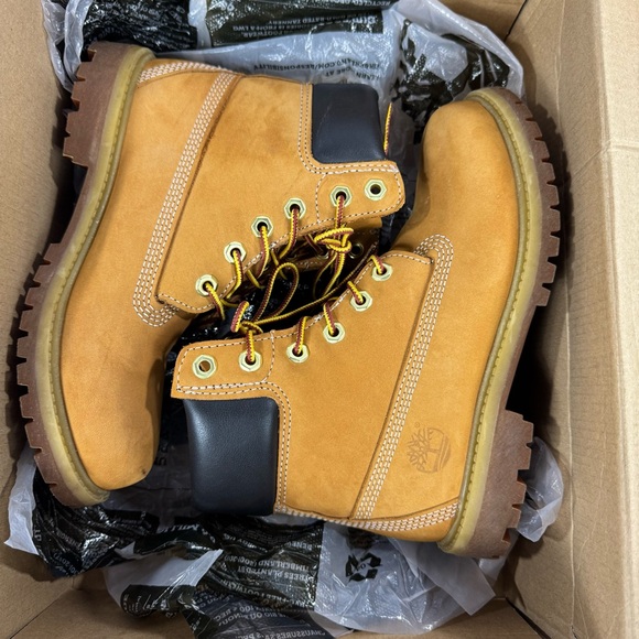 Timberland Womens Premium 6” Boots Waterproof Wheat Nubuck - Picture 13 of 14
